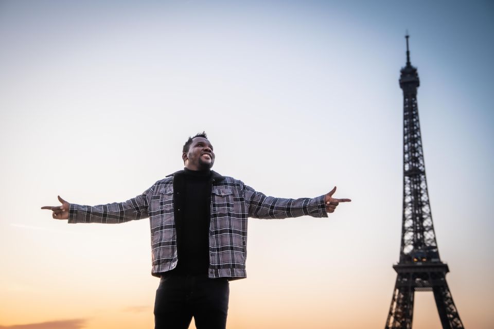 Paris: Private Photoshoot Near the Eiffel Tower - How DF Photography-style service feels on the ground
