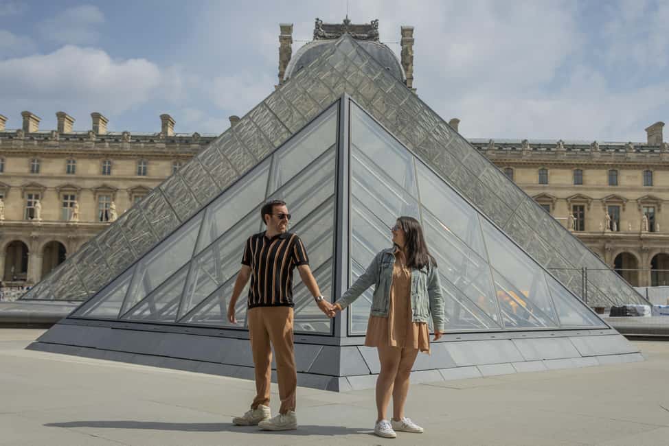 Paris: Private Photoshoot Outside the Louvre Museum - Meeting by the Louis XIV Sculpture Copy: Finding Your Photographer