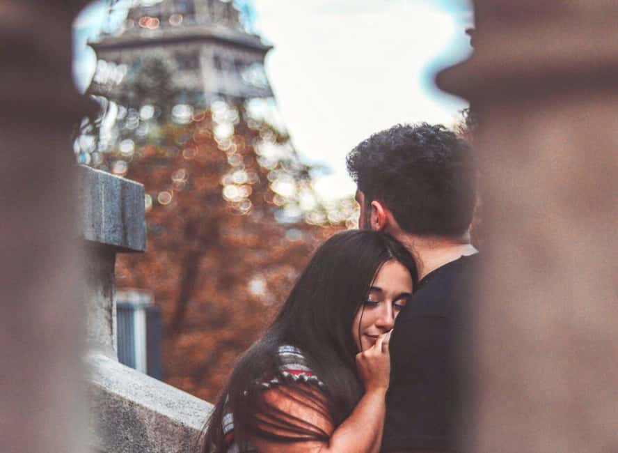 Paris: Private photoshoot with a Professional - Should you book this Eiffel Tower private photoshoot?