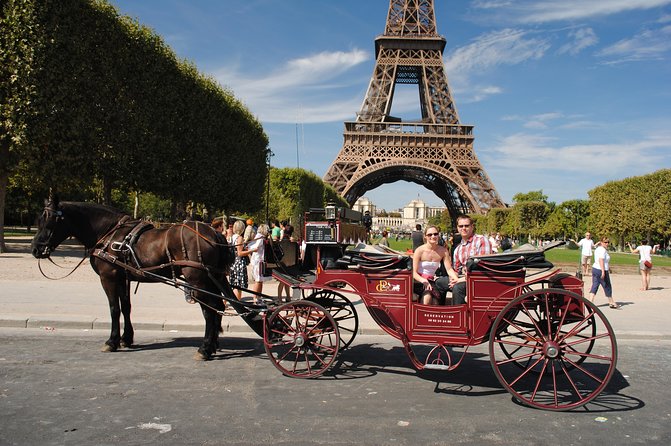 Paris Private Romantic Horse & Carriage Ride - Champagne options: when it’s worth it (and how to keep it classy)