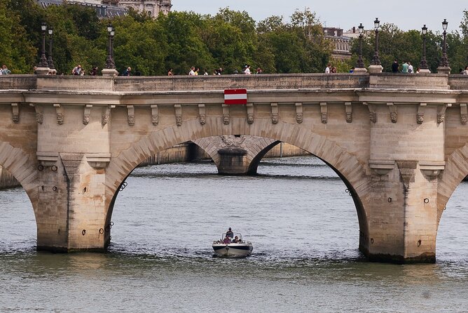 Paris Private Seine River Cruise with your Captain Guide - Saint-Germain Island: Where Paris Learned to Grow (Without Overgrowing)