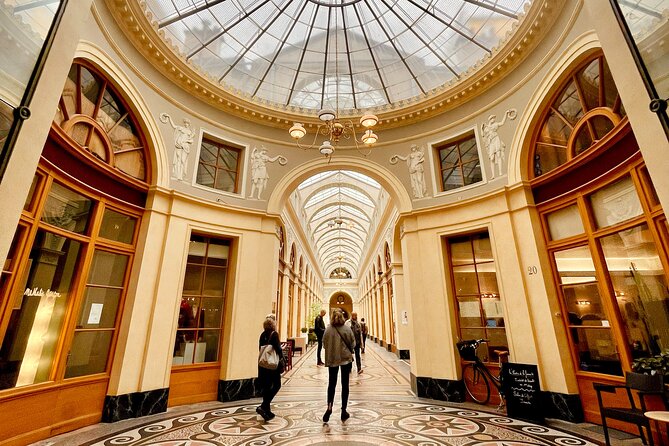 Paris Private Shopping Spree & Walking Tour with a Local Guide - Picking the right focus: kid-friendly, vintage energy, womenswear, and more