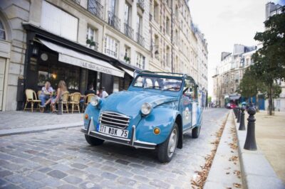 Paris: Private Sightseeing Tour in Citroën 2CV - Pickup from central Paris and how the tour timing really feels