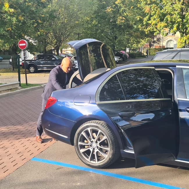 Paris: Private Tour by Chauffer-Driven Car - Key Points That Matter
