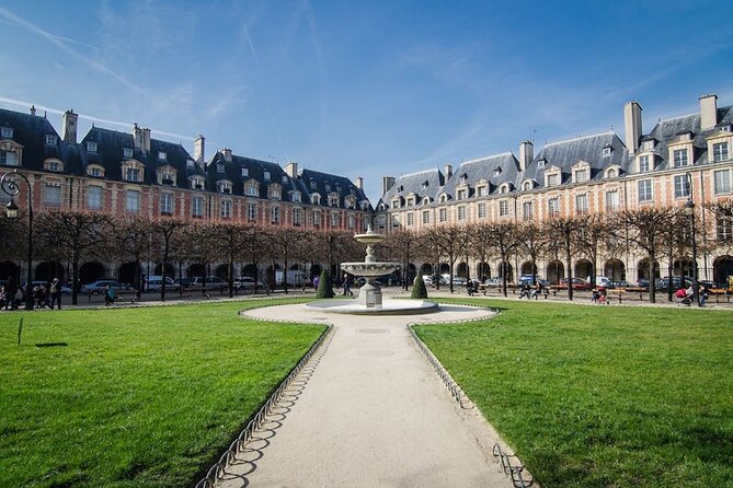 Paris Private Tour - Elegant and Luxury Tour Le Marais - Stop 1: Île Saint-Louis and the chocolate break