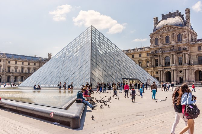 Paris Private Tour: Highlights, Top Quarters & Eiffel Tower - Notre-Dame after the fire: seeing the icon while it’s changing
