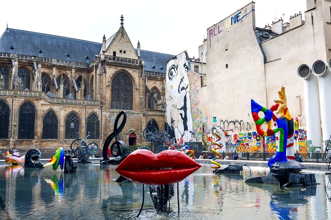 Paris Private Tour to Louvre Museum & French Crepes - Pont Neuf and Île de la Cité: the route that gets you oriented
