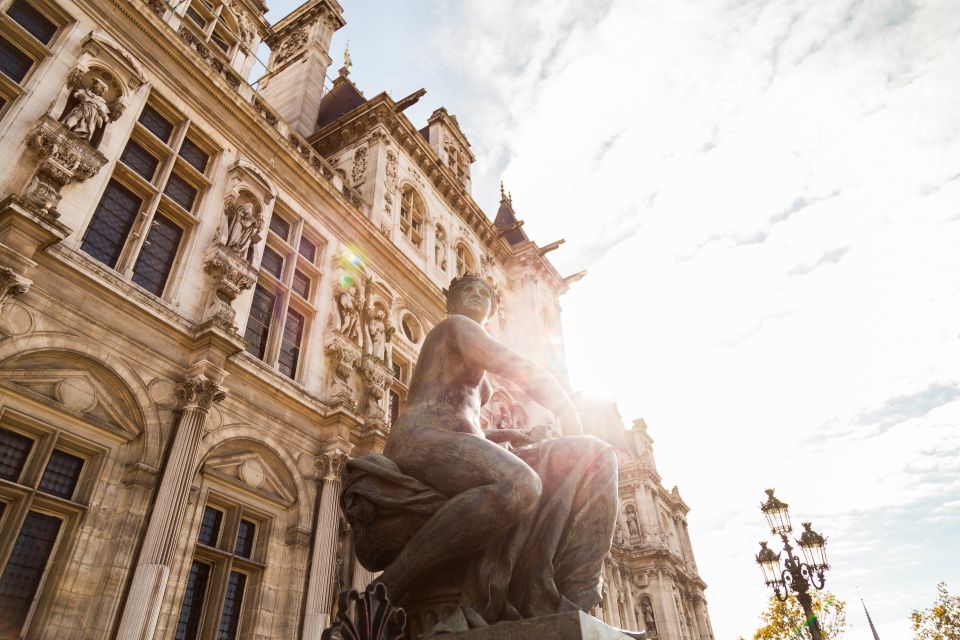 Paris: Private Tour with Locals – Highlights & Hidden Gems - Place de la Concorde: finishing with wide views and big Paris energy