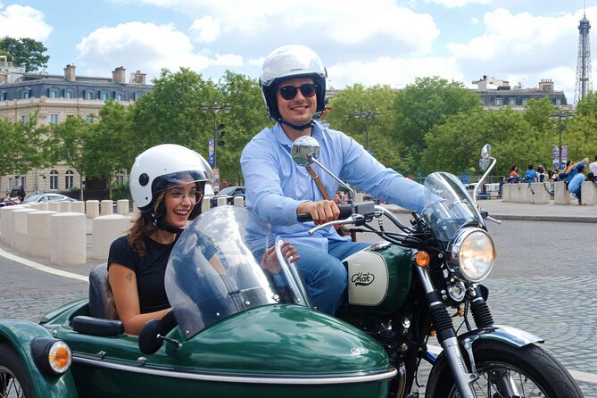 Paris: Private Vintage Sidecar Tour with Pick-Up at your Hotel - A vintage sidecar tour is the fastest way to get that wow feeling