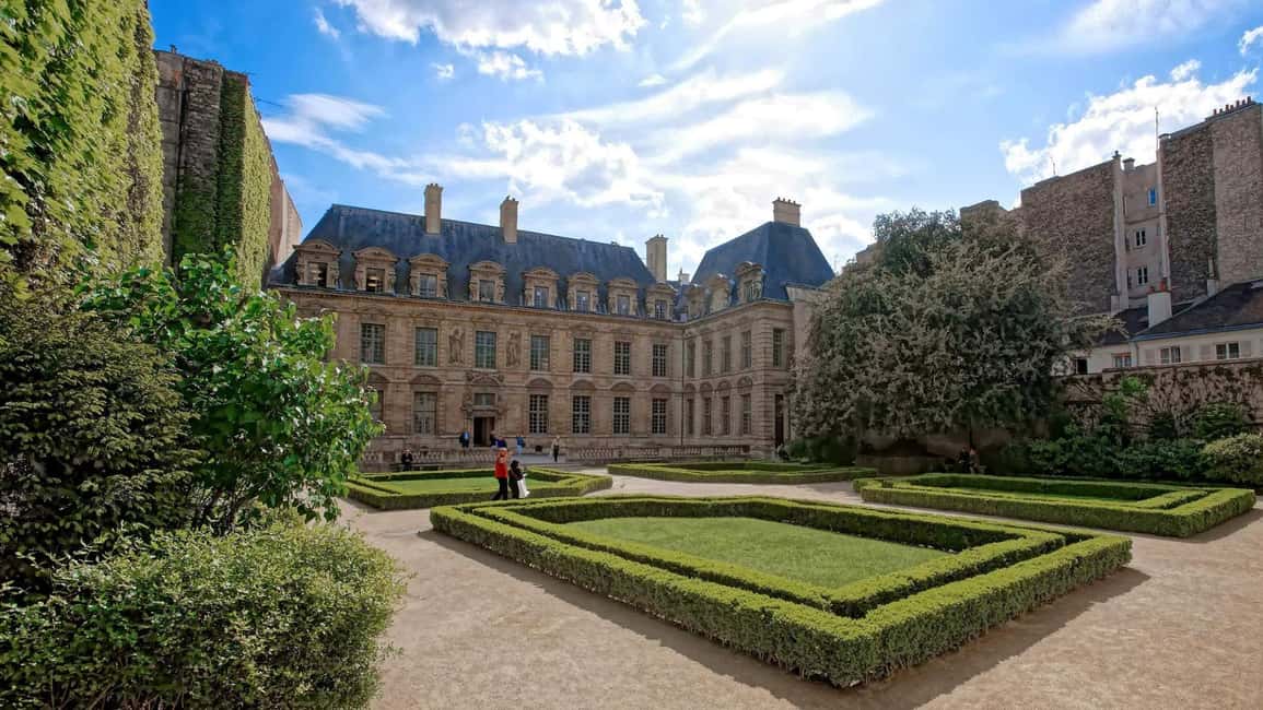Paris - Private walking Food tour Le Marais - How long is 2.5 hours, and will it feel rushed