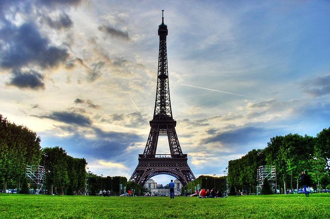 Paris Private Walking Tour with a Local - Who should book this Paris private walking tour