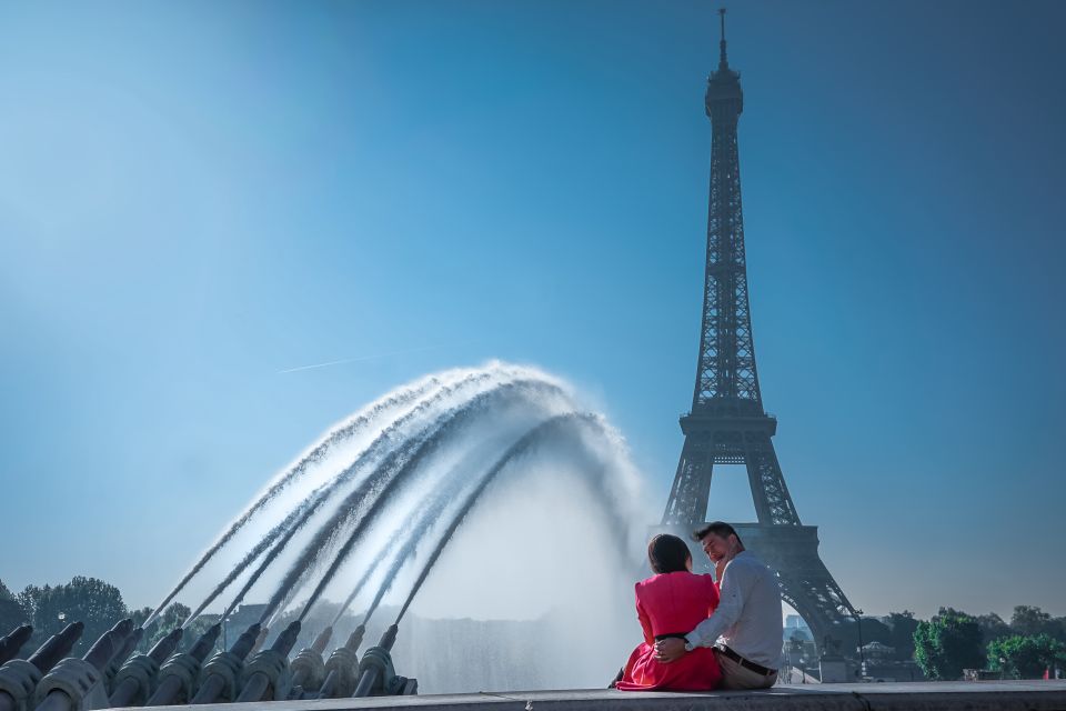Paris Pro Photography: Best Private Photoshoot - Eiffel Tower posing: getting flattering compositions on real ground
