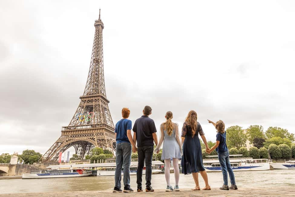 Paris: Professional Photoshoot - What you actually get for $101: private time, editing choices, and fast delivery