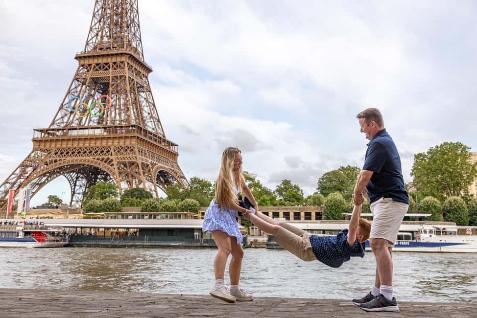 Paris: Professional Photoshoot - Weather reality: what rain means for Eiffel Tower portraits