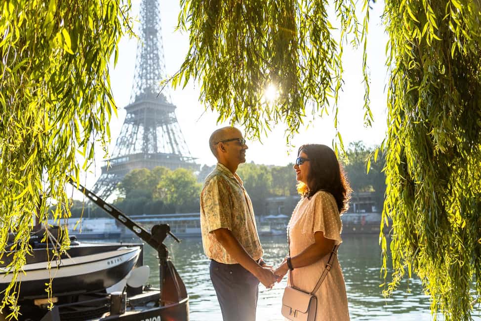 Paris: Professional Photoshoot - Who should book this Paris professional photoshoot?