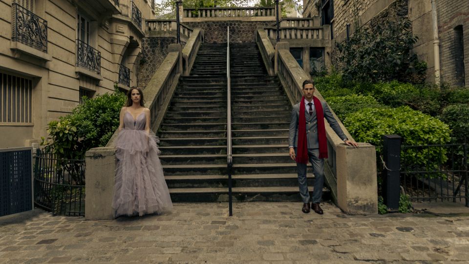 Paris: Professional Photoshoot with 300+ Photos + 1 present - What This Paris Photoshoot Is Really About