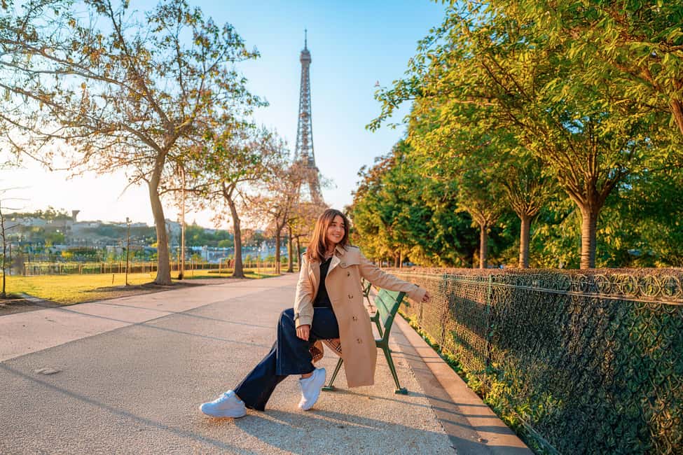 Paris: Professional Photoshoot with the Eiffel Tower - Where You Start and How the Tour Flows Between Stops