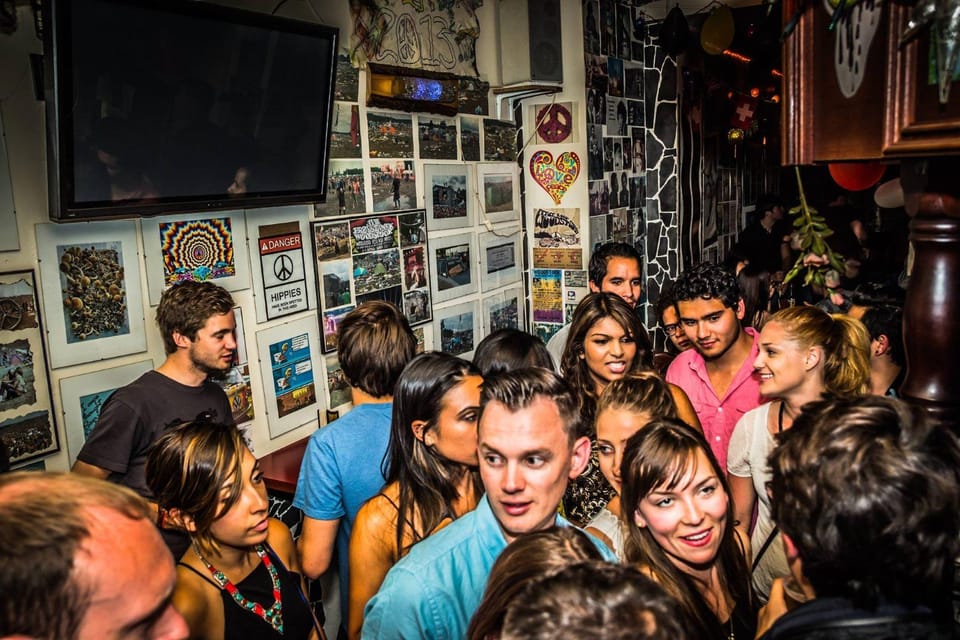 Paris: Pub Crawl with Shots and Nightclub Entry - Who this tour suits best (and who should skip it)