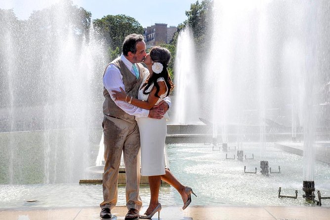 Paris Renew Your Wedding Vows Experience with Professional Photographer - Getting Your Photos (and How Fast It Can Feel)