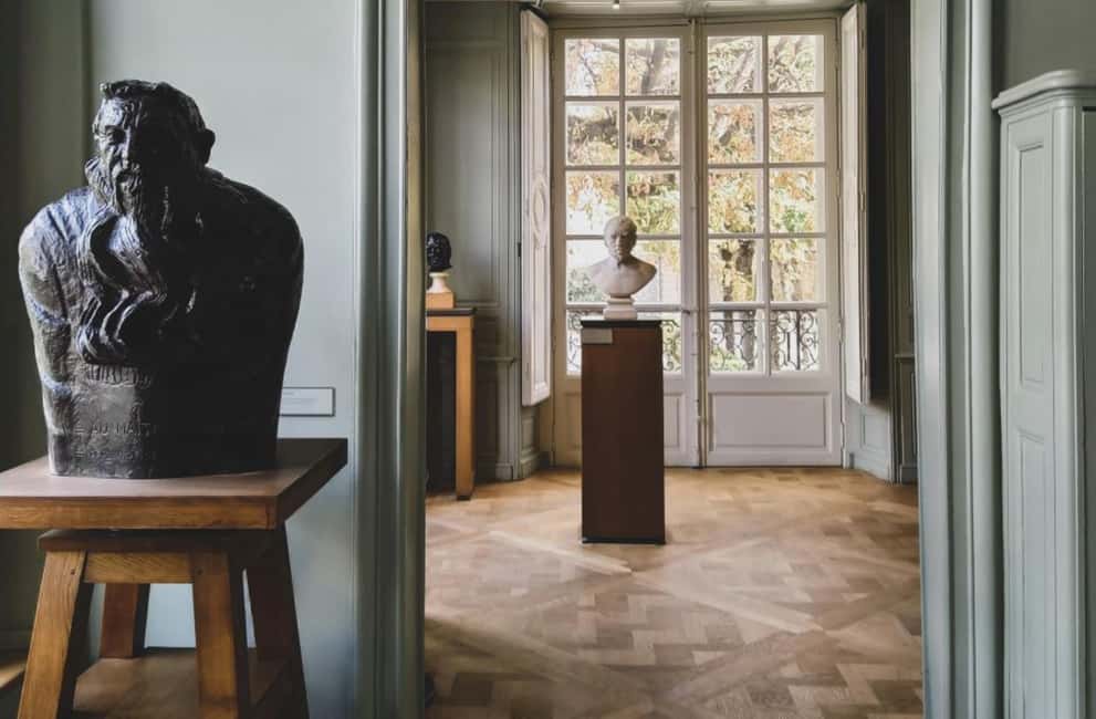 Paris: Rodin Museum Ticket & Optional Digital AudioGuide App - First stop: entering Musée Rodin at Hôtel Biron