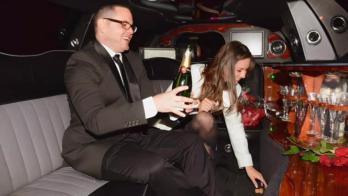 Paris: Romantic Limousine Tour - Price and Value: What $577 Gets You (and Why It Can Still Feel Worth It)