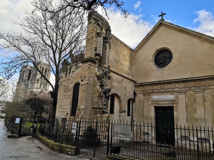 Paris: Romantic Piano Concert at Saint-Julien-le-Pauvre - A piano concert in one of Paris’s oldest churches