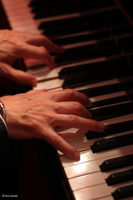 Paris: Romantic Piano Concert at Saint-Julien-le-Pauvre - Arriving early: the 30-minute open time and free placement