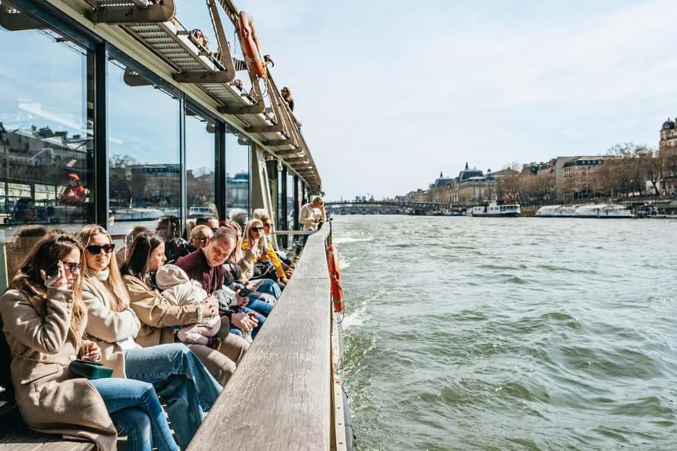 Paris: Seine Cruise and Macaron Tasting by the Eiffel Tower - What you will see: Eiffel Tower, Notre-Dame, Louvre, and the river’s rhythm