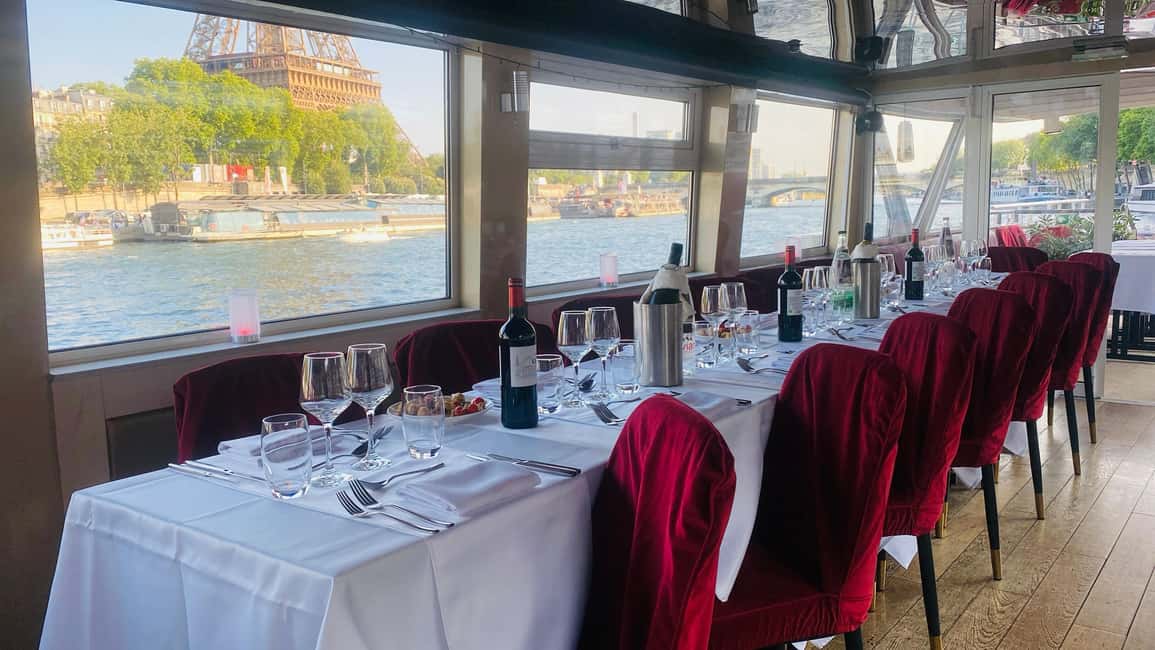 Paris: Seine Dinner Cruise from Eiffel Tower/Liberty Statue - The Eiffel Tower Start and the 11:00 PM Glow-Up Ending