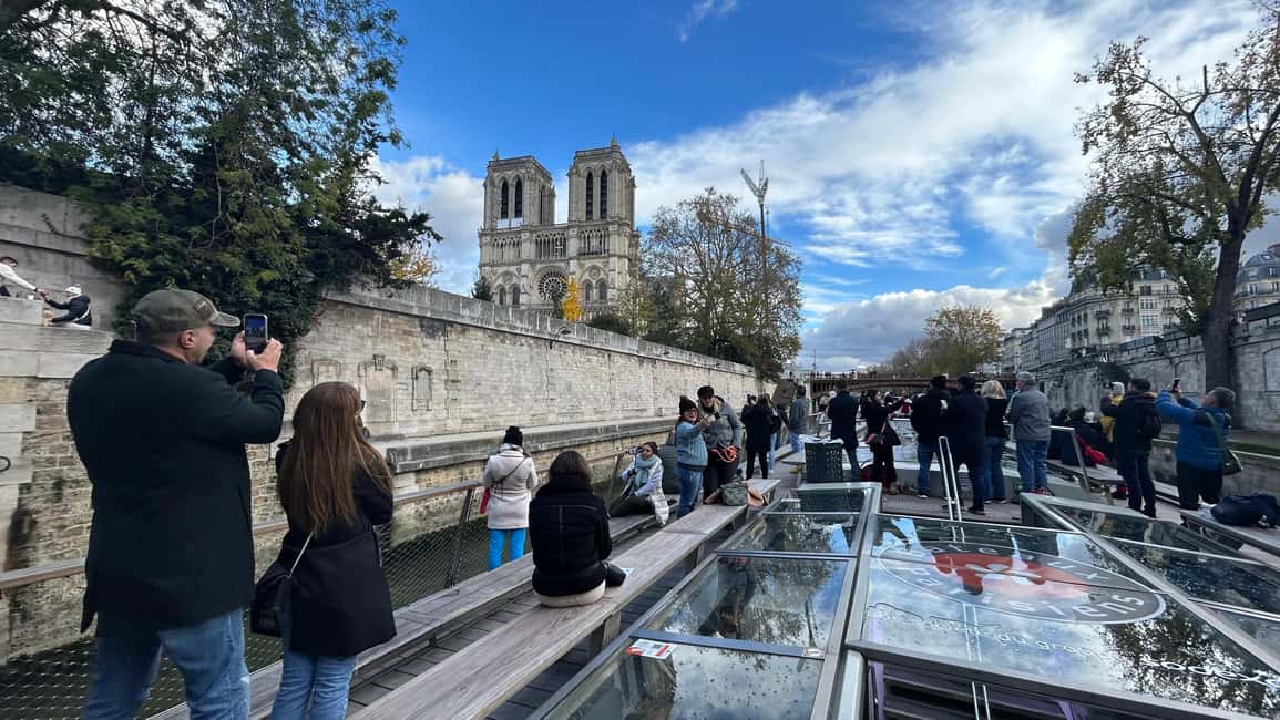 Paris: Seine River Cruise and 3-course Bistro Lunch - Stop-by-Stop: What You’ll Likely See Along the River
