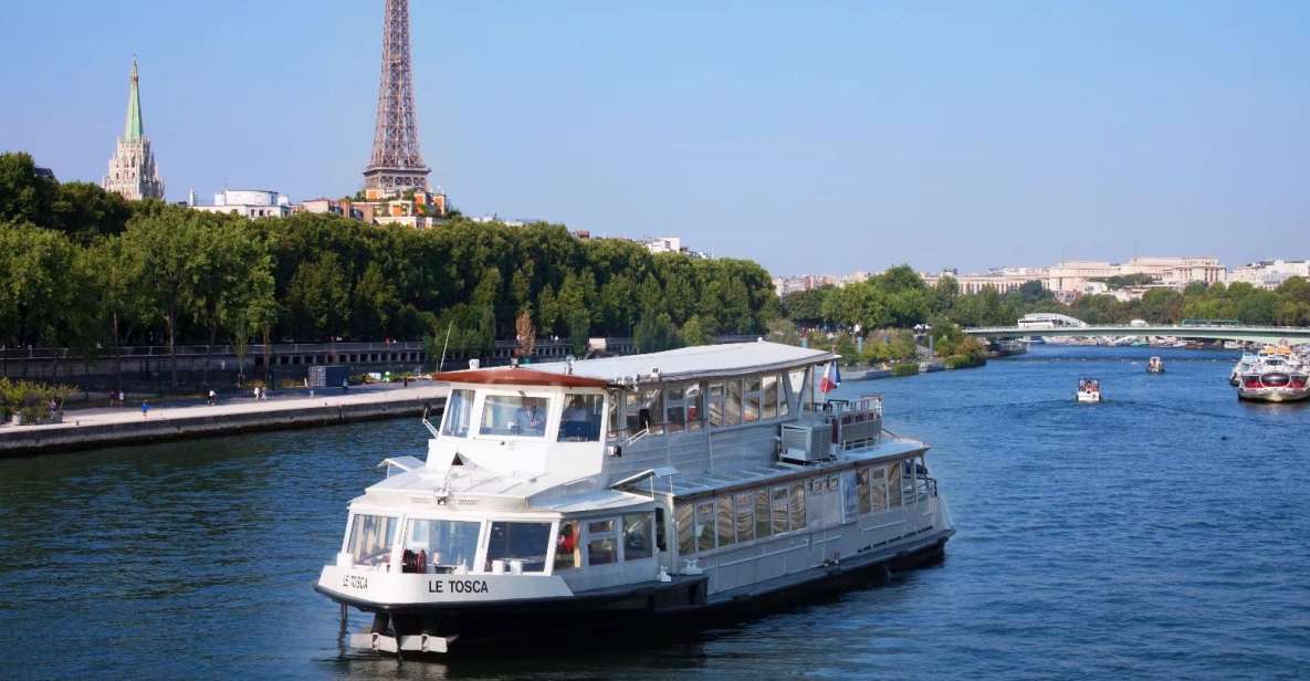 Paris : Seine River Lunch cruise from Eiffel Tower - Service and pacing: warm welcome, lunch-first focus