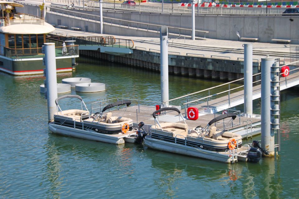 Paris: Seine River Private Guided Pontoon Boat Cruise - Key highlights worth booking