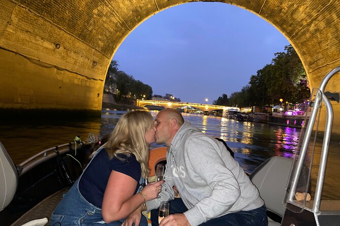 Paris Seine River Private or Shared Boat Tour - Paris beach along the Seine: a seasonal surprise