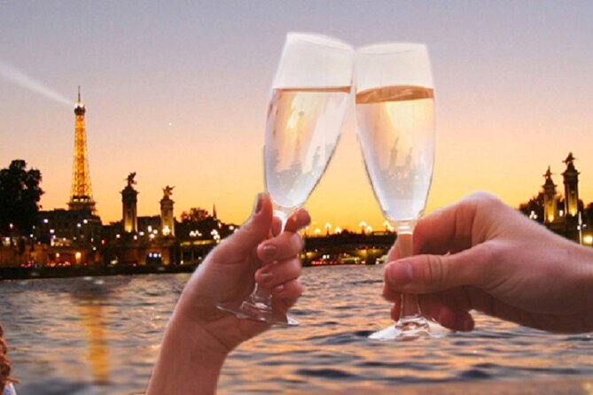 Paris: Seine River Sightseeing Sunset Cruise with Champagne - Notre-Dame from the Seine: the best kind of crowd skip