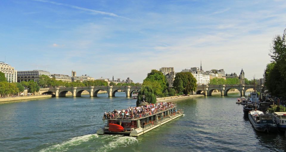 Paris: Seine River Walking Tour with Optional Musée d'Orsay - Pont Neuf to Orsay: why this route makes sense