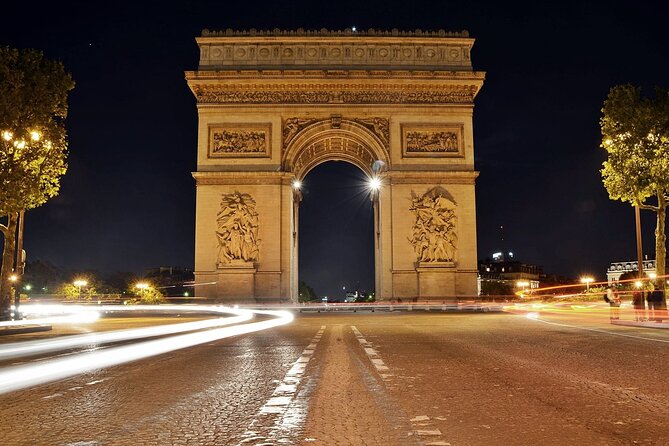 Paris Self-Guided Audio Tour - Arc de Triomphe to Pont Alexandre III: monuments with a built-in photo route