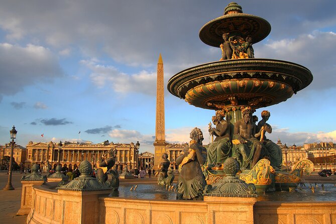 Paris Self-Guided Audio Tour - Eiffel Tower without rushing: pair it with the surrounding stories