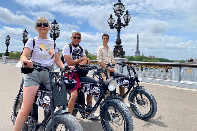 Paris Sightseeing Family Friendly Guided Electric Bike Tour - Getting comfortable on the e-bike before the city traffic