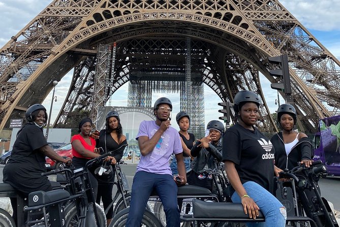 Paris Sightseeing Family Friendly Guided Electric Bike Tour - Along the Seine docks: the reason this ride feels different