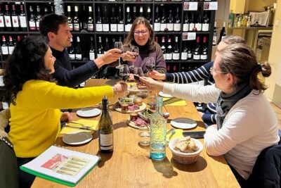 Paris South Montmartre Gourmet French Flavors Tasting Food Tour - Notre-Dame de Lorette and Rue des Martyrs: where the artisan stops wrap things up