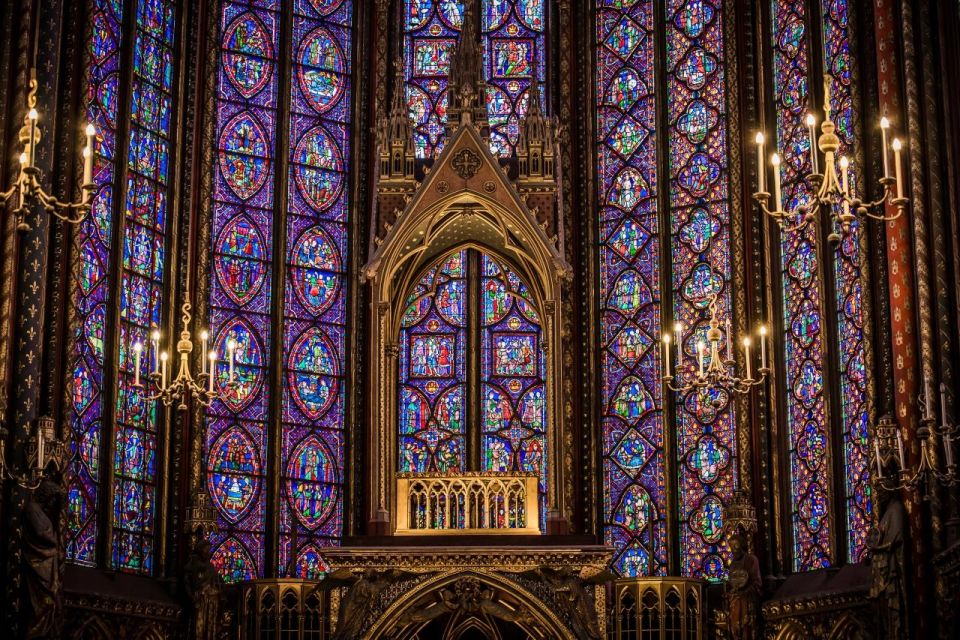Paris: Ste-Chapelle, Conciergerie, Notre Dame Private Tour - Languages and guide style: easier understanding, smoother questions