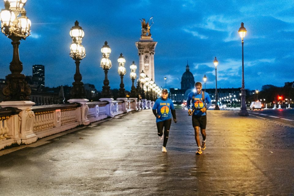Paris: Sunrise Running and Sightseeing Group Tour - Notre-Dame to Sainte-Chapelle: starting where the Paris stories are loud