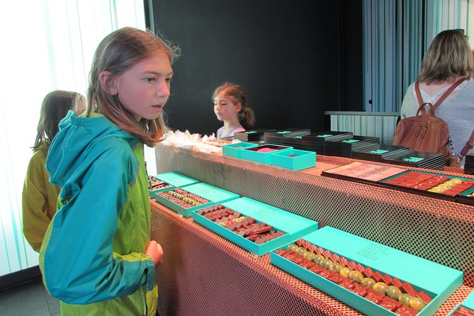 Paris Sweet & Chocolate Family Treasure Hunt - Key things to know before you book