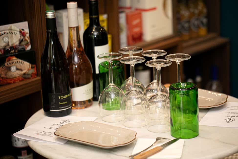 Paris: Tasting of 3 Wine and 3 Cheese - Small-Group Wine and Cheese by Invalides and the Eiffel Tower