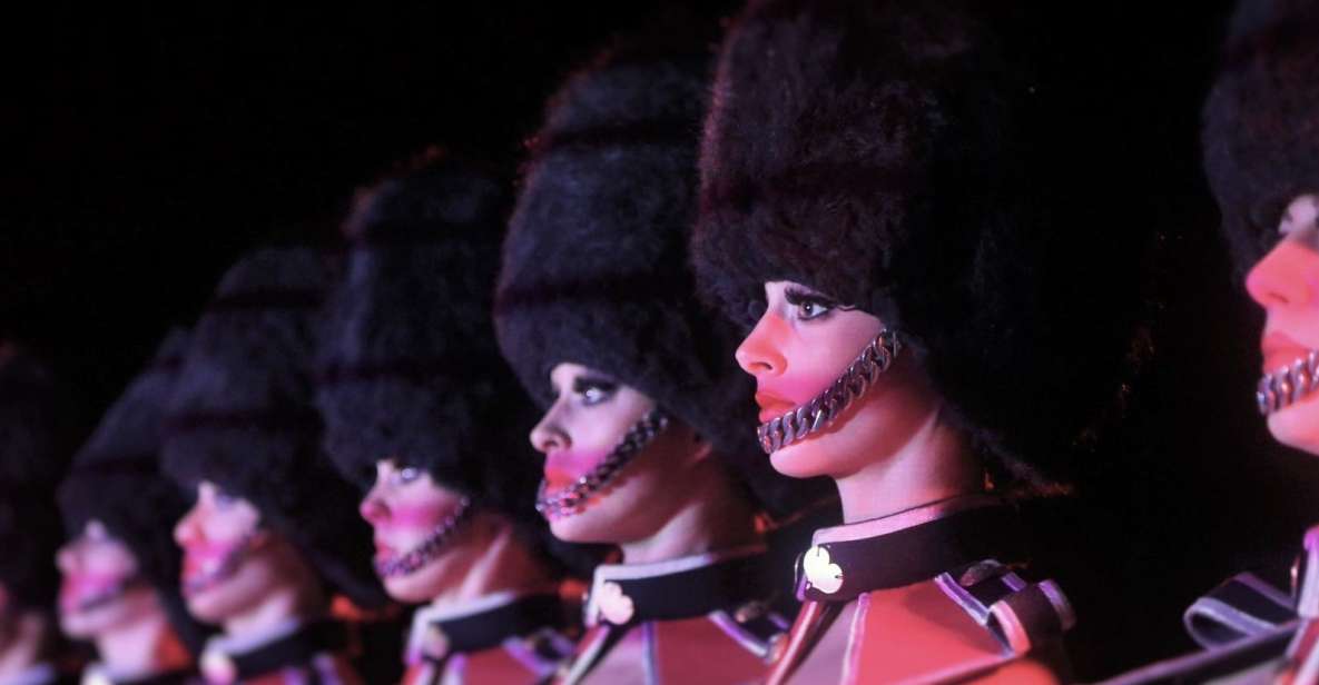 Paris: The Crazy Experience, a VIP tour of the Cabaret - Who should book this VIP cabaret experience?