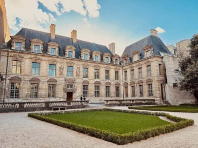 Paris: The vibrant city center and Le Marais - Notre-Dame area start: Gothic architecture, photo moments, and street-level context