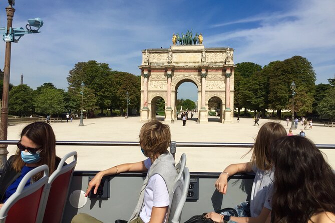 Paris Tootbus Must See Hop-on Hop-off Bus Tour with Seine River Cruise - Timing, traffic, and the late-day surprises you should plan for