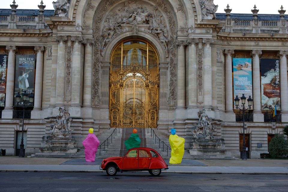 Paris :Tour 2CV Paris Secret - Pickup in Central Paris: How to Start Without Stress
