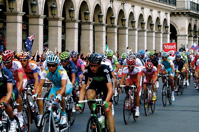 Paris Tour de France Bike Ride - Place de la Concorde: the Tour route’s finishing-line logic