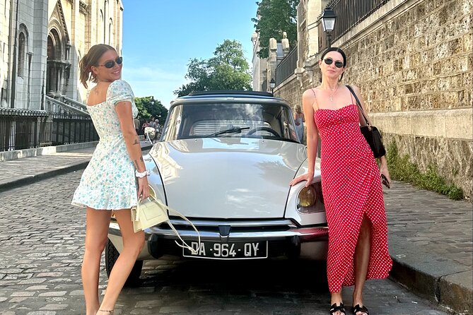 Paris TV Show Tour in a Open Top Vintage French Car Citroen DS - Île-Saint-Louis and Île de la Cité: the Seine’s historical center